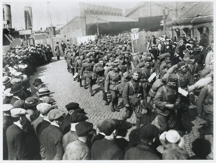 Framed Print : US Troops Arriving in England Framed Print : US Troops Arriving in England