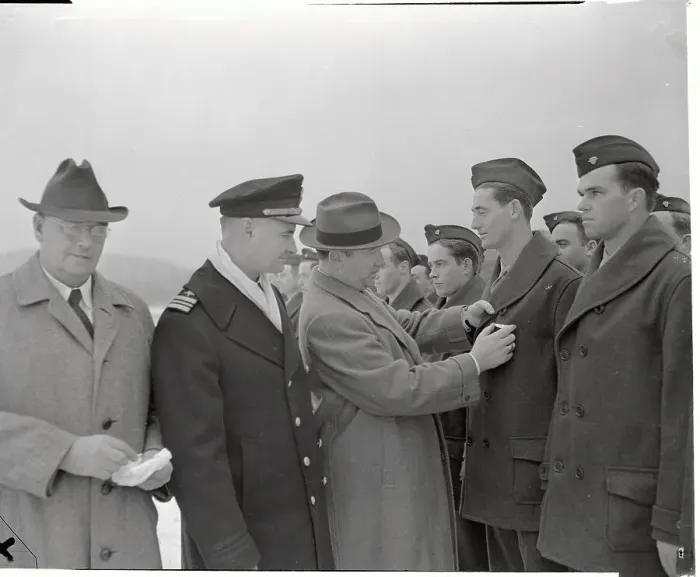 Framed Print : Troops Recieving Wngs