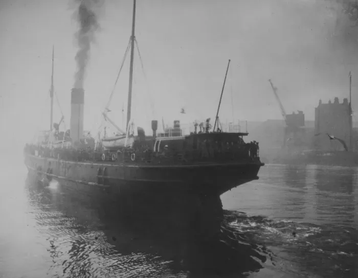 Framed Print : Troopship. January 1922: A troopship leaves an Irish port with British garrison soldiers Framed Print : Troopship. January 1922: A troopship leaves an Irish port with British garrison soldiers
