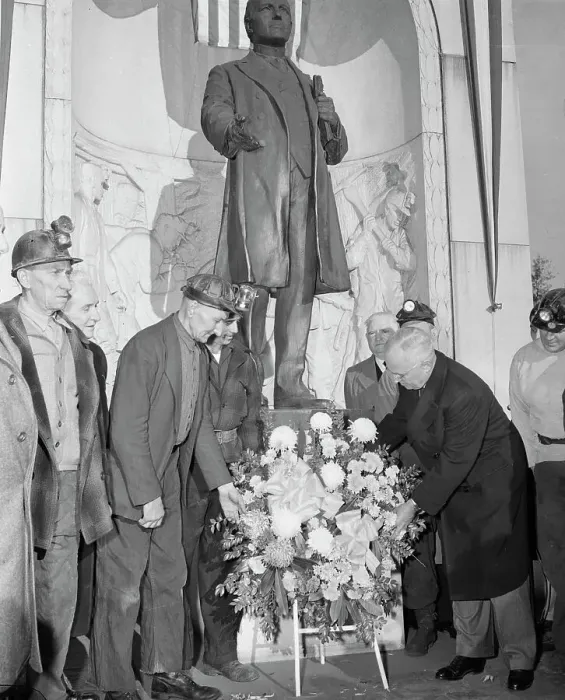 Framed Print : Truman Laying Wreath Framed Print : Truman Laying Wreath
