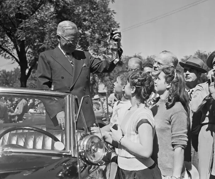 Framed Print : Truman with Teenage Admirers Framed Print : Truman with Teenage Admirers