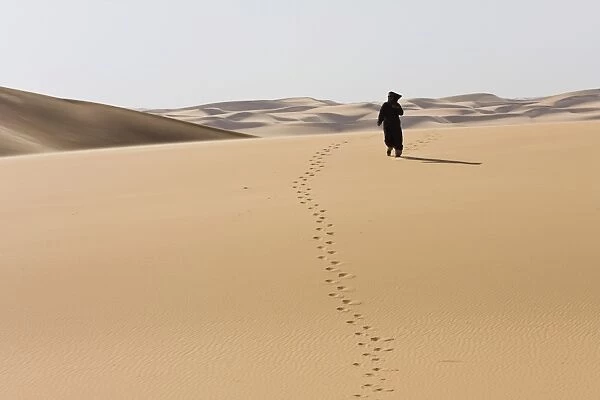 Tuareg in the Libyan Desert, Sahara, Libya, North Africa, Africa