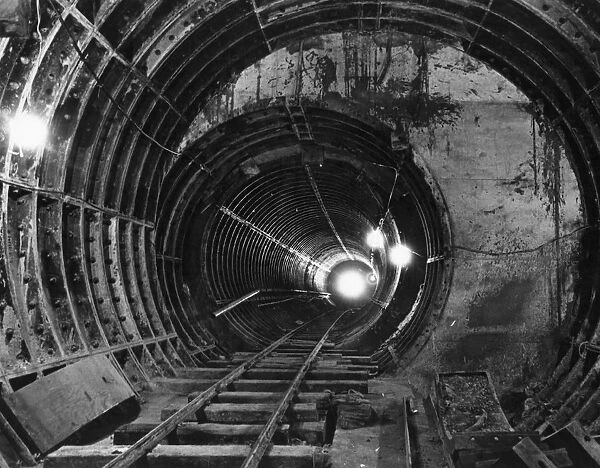 Tube Tunnel
