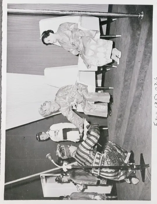 Framed Print : Tunku Abdul Raham Presenting Sword to Yang Di-Pertuan Agong Framed Print : Tunku Abdul Raham Presenting Sword to Yang Di-Pertuan Agong