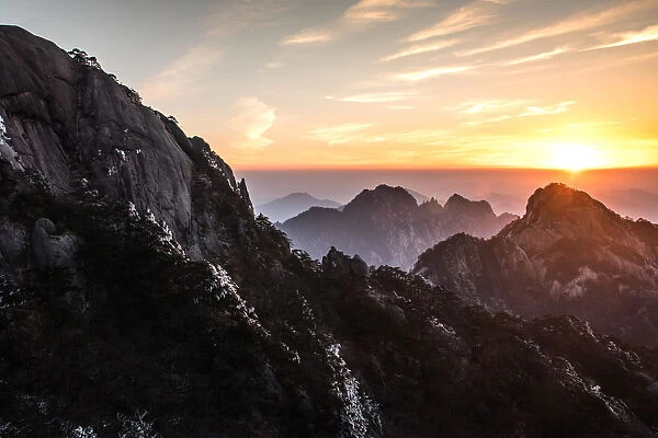 turtle peak view point, Huangshan (Yellow Mountains), Eastern China
