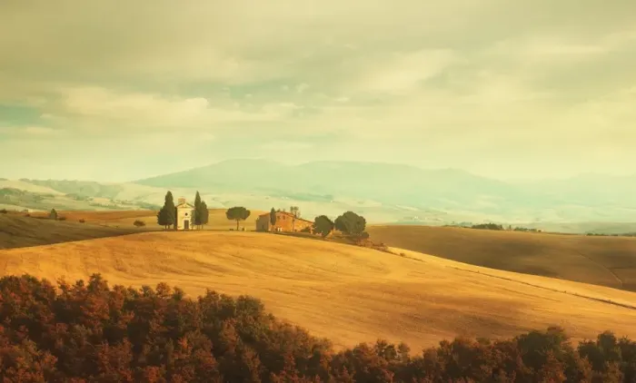 Framed Print : Tuscan landscape with the Capella di Vitaleta Framed Print : Tuscan landscape with the Capella di Vitaleta