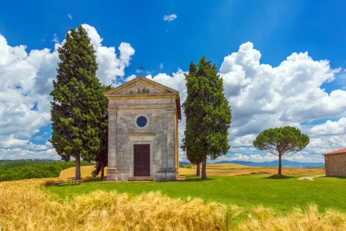 Framed Print : Tuscan landscape with the Capella di Vitaleta in the summer Framed Print : Tuscan landscape with the Capella di Vitaleta in the summer