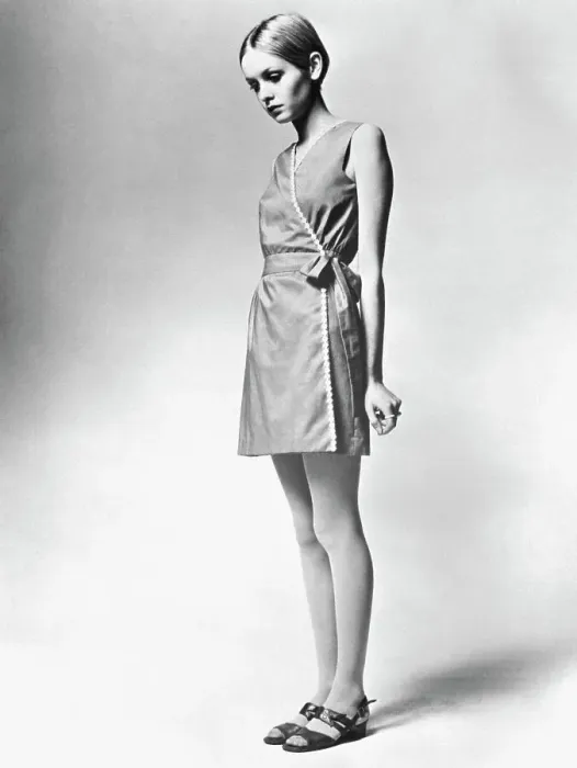 Framed Print : Twiggy Modeling Short Summer Dress Framed Print : Twiggy Modeling Short Summer Dress