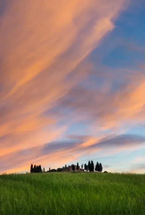 Framed Print : Twilight Sky over Tuscany Field
