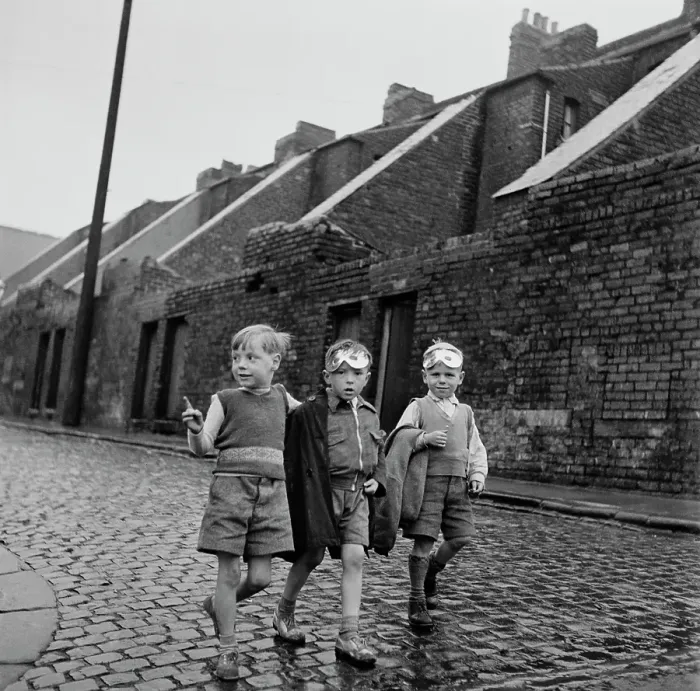 Framed Print : Tyneside Boys Framed Print : Tyneside Boys