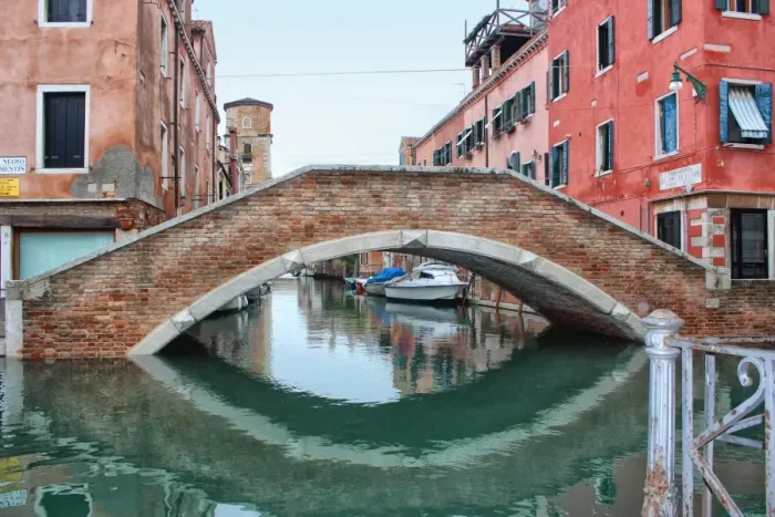Framed Print : Typical Venetian footbridge, Castello district Framed Print : Typical Venetian footbridge, Castello district