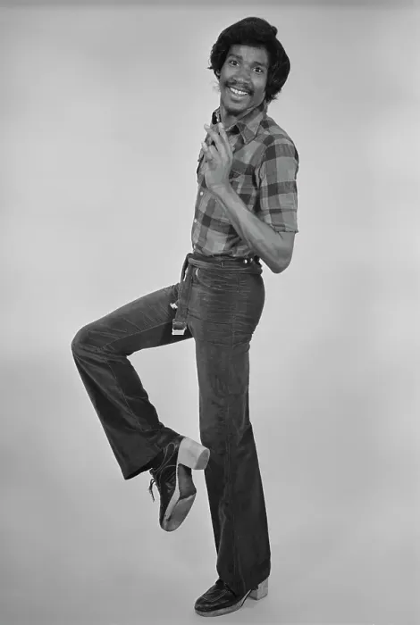Framed Print : Tyrone Proctor - Soul Train Dancer Framed Print : Tyrone Proctor - Soul Train Dancer