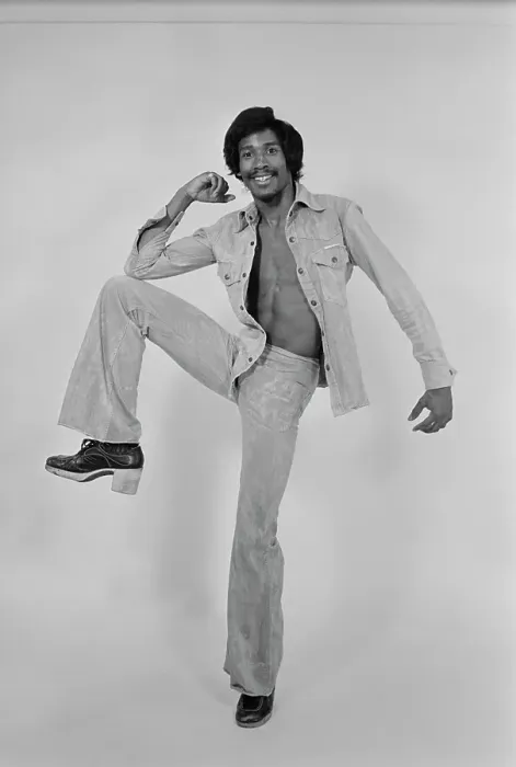 Framed Print : Tyrone Proctor - Soul Train Dancer