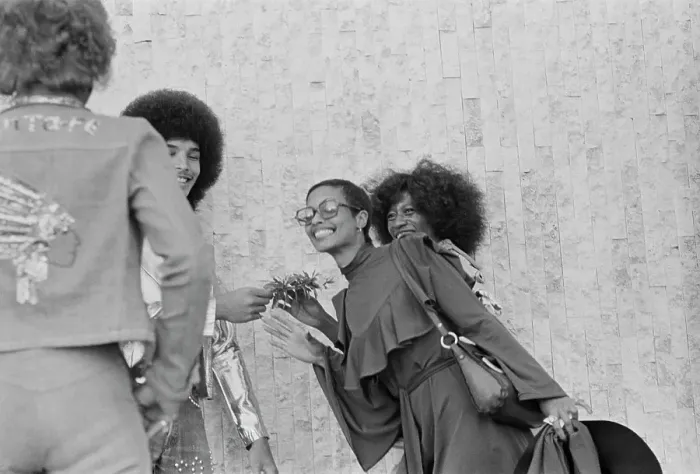 Framed Print : Tyrone Swan And Vicki Abercombie Soul Train Dancers Fashion Shoot