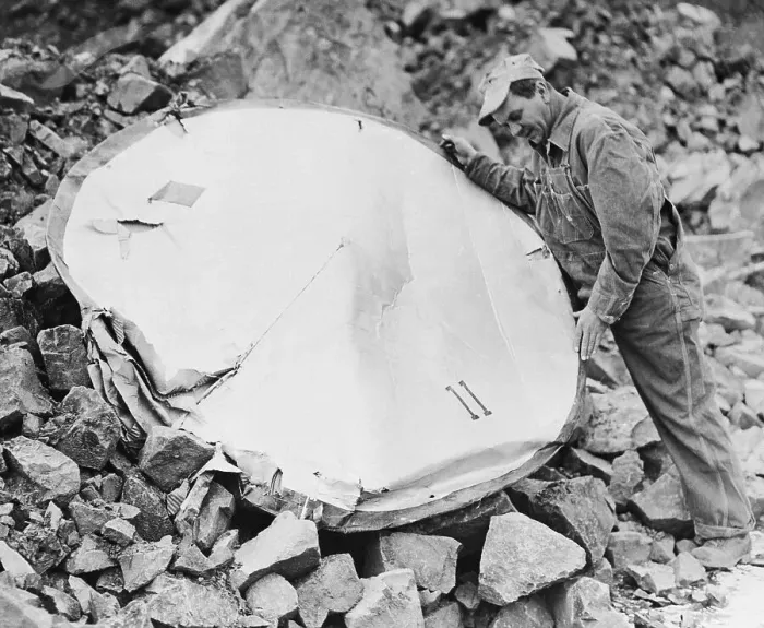 Framed Print : UFO Hoax Discovered In West Orange Framed Print : UFO Hoax Discovered In West Orange