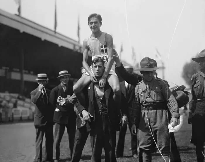 Framed Print : Ugo Frigerio Being Carried at Olympic Games Framed Print : Ugo Frigerio Being Carried at Olympic Games