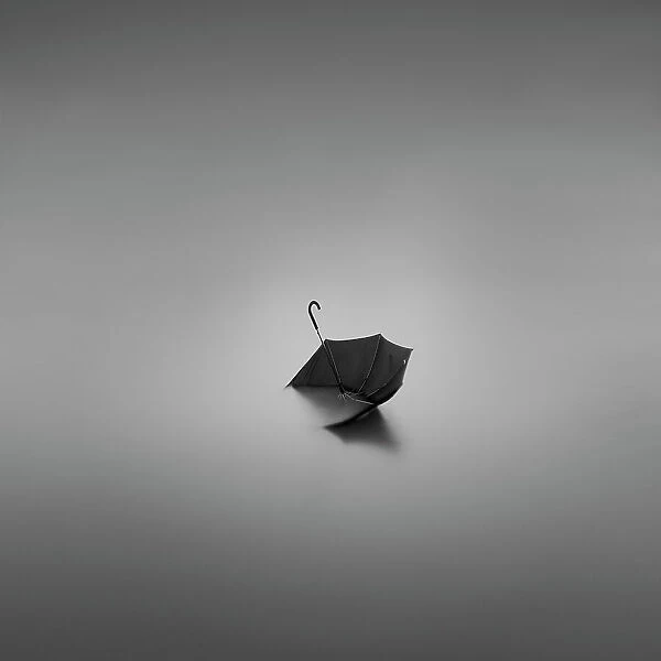 Umbrella. paraguas, black, agua, blanco, negro, Minimal Art, 516698024