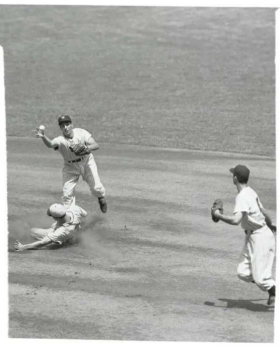 Framed Print : Umpire Striking George Elder Out Framed Print : Umpire Striking George Elder Out
