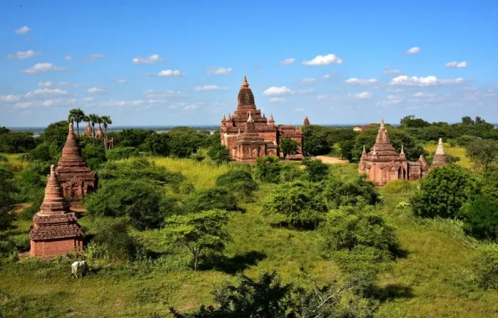 Framed Print : UNESCO Bagan Buddhist Temple Myanmar