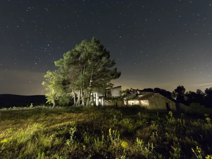 Framed Print : Uninhabited and derelict farmhouse full moon night Framed Print : Uninhabited and derelict farmhouse full moon night