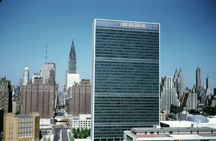 Framed Print : United Nations Building Framed Print : United Nations Building