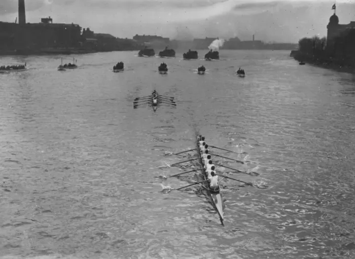 Framed Print : University Boat Race Framed Print : University Boat Race