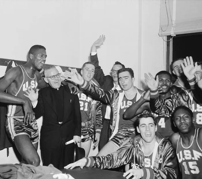 Framed Print : University of California Basketball Team
