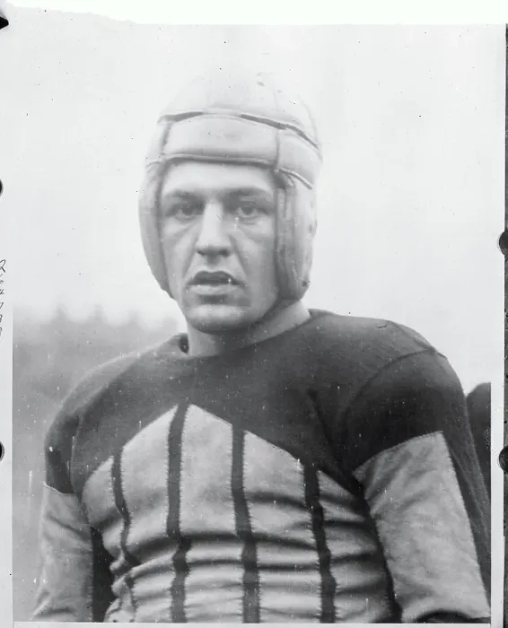 Framed Print : University of Illinois Halfback Red Grange Framed Print : University of Illinois Halfback Red Grange