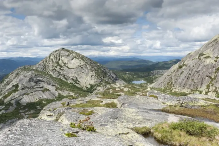 Framed Print : Upland fjell, granite rocks, Mt Vestre Roholtsfjell, 1018m, near Vradal, Vradal, Telemark, Norway, Scandinavia, Northern Europe, Europe Framed Print : Upland fjell, granite rocks, Mt Vestre Roholtsfjell, 1018m, near Vradal, Vradal, Telemark, Norway, Scandinavia, Northern Europe, Europe