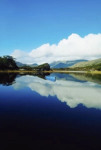 Upper Lake, Macgillycuddys Reeks, Killarney, County Kerry, Ireland