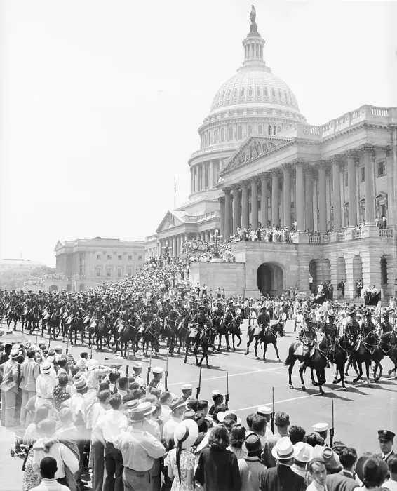 Framed Print : U.S. Cavalry in Front of Capital Building Framed Print : U.S. Cavalry in Front of Capital Building