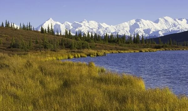 USA, Alaska, Denali National Park, Wonder Lake and Alaska Range