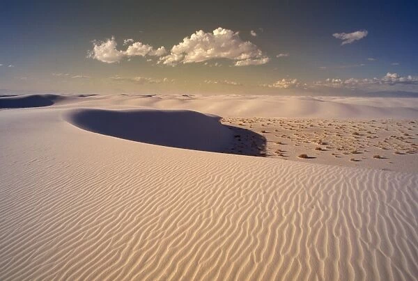 USA, New Mexico, White Sands National Monument, sand dunes