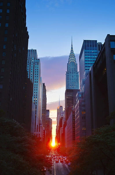 USA, New York, New York City, Chrysler Building and street at sunset