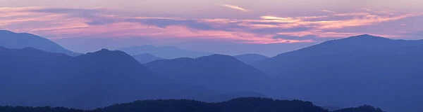 USA, Tennessee, Smoky Mountains National Park, Sunset landscape