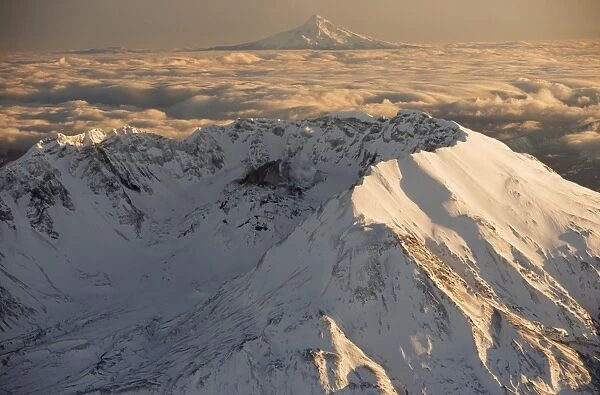 USA, Washington, Cascade Range, Mt St Helens with Mt Hood in distance
