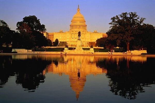 USA, Washington DC, Capitol Building, evening