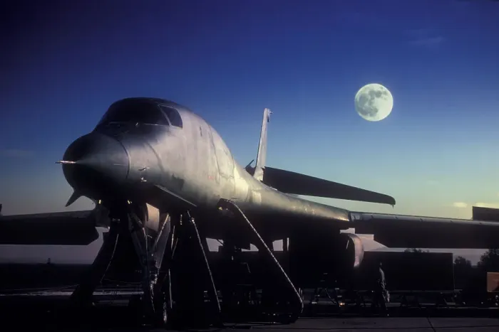 Framed Print : USAF B-1B Lancer Strategic Bomber Framed Print : USAF B-1B Lancer Strategic Bomber