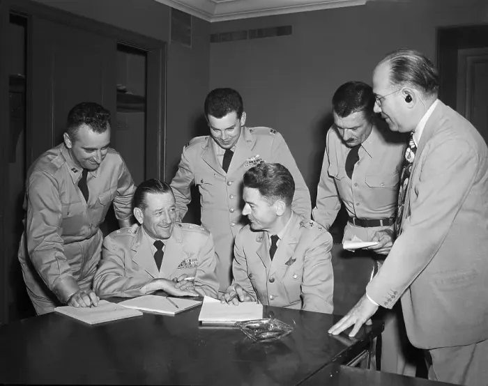 Framed Print : Usaf News Conf. About Ufos W / Officers Framed Print : Usaf News Conf. About Ufos W / Officers