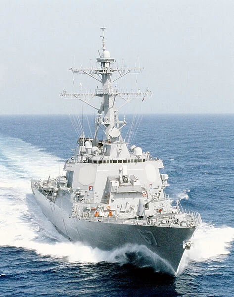 USS Cole guided missile destroyer at sea off Puerto Rico, Aug 2001