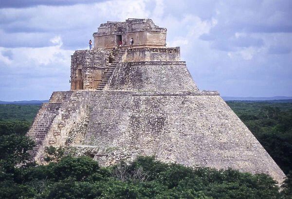 Uxmal Pyramid, Maya ruins, Yucatan, Mexico