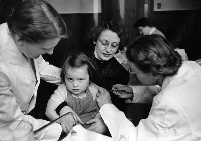 Framed Print : Vaccine Injection Framed Print : Vaccine Injection