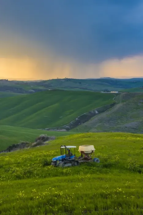 Framed Print : Val d Orcia, Siena, Tuscany, Italy Framed Print : Val d Orcia, Siena, Tuscany, Italy