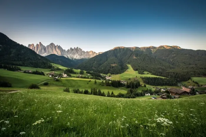 Framed Print : Val Di Funes (Vilnoss) Framed Print : Val Di Funes (Vilnoss)