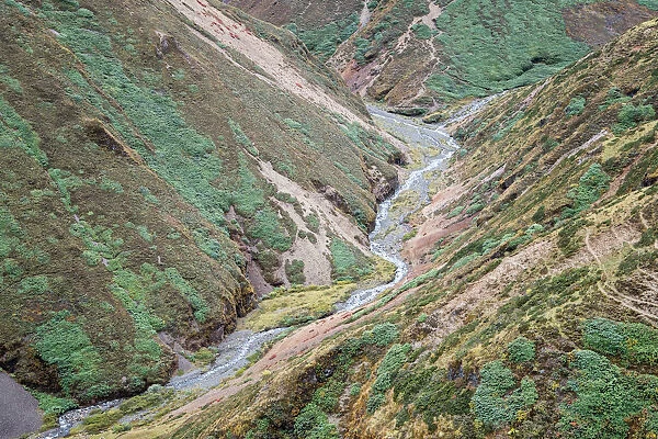 Valley and river between Nyile La pass and Lingshi, Thimphu District, Snowman Trek