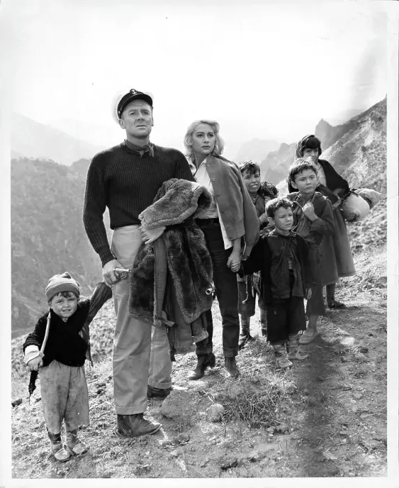 Framed Print : Van Johnson And Martine Carol In Action Of The Tiger Framed Print : Van Johnson And Martine Carol In Action Of The Tiger