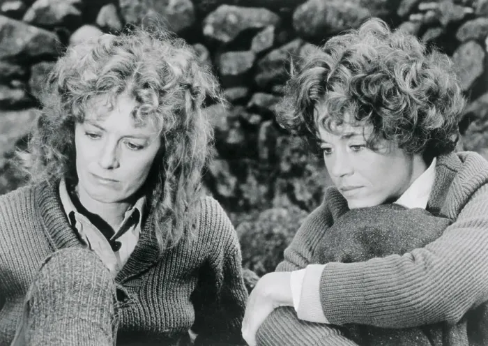 Framed Print : Vanessa Redgrave and Jane Fonda Sitting Together Framed Print : Vanessa Redgrave and Jane Fonda Sitting Together