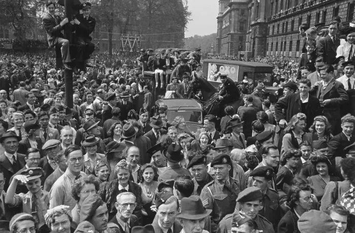 Framed Print : VE Day Crowds Framed Print : VE Day Crowds