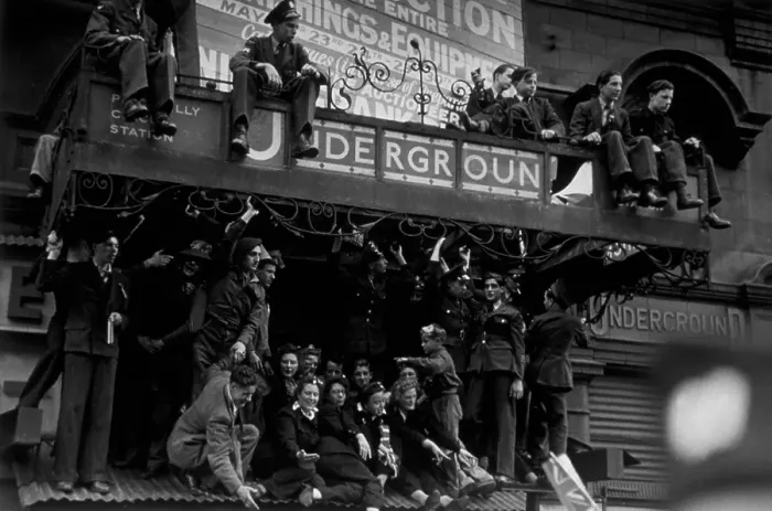 Framed Print : VE Day Crowds Framed Print : VE Day Crowds