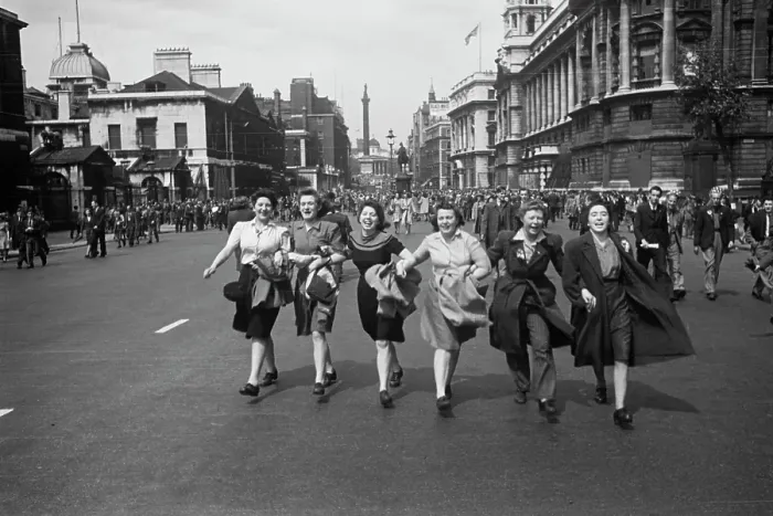 Framed Print : VE Day In London Framed Print : VE Day In London